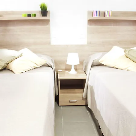 Residencia Universitaria Resa La Concepcion * فالنسيا