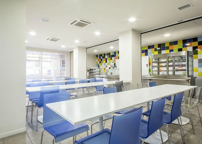 Residencia Universitaria Resa La Concepcion Hostel