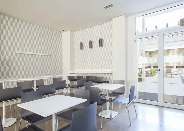 Residencia Universitaria Resa La Concepcion * Βαλένθια