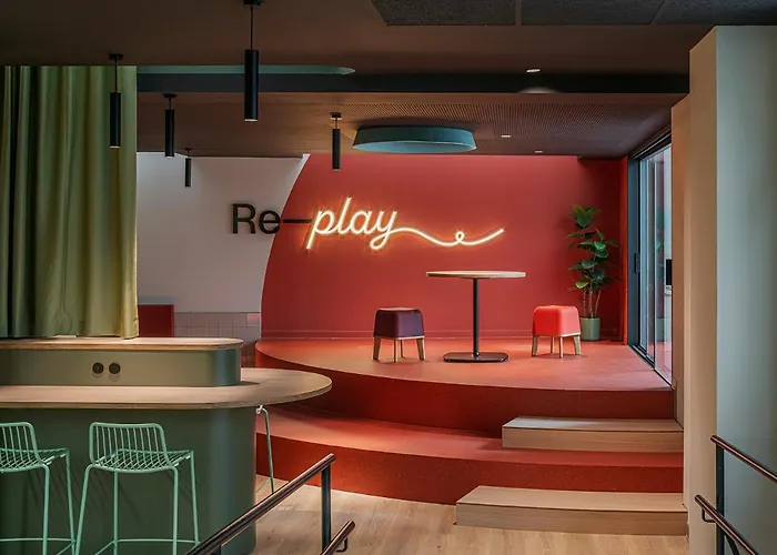 Residencia Universitaria Resa La Concepcion Hostel Βαλένθια