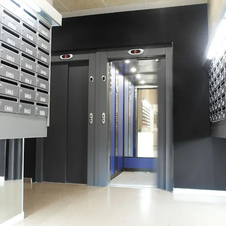 بيت شباب Colegio Mayor Resa La Concepcion