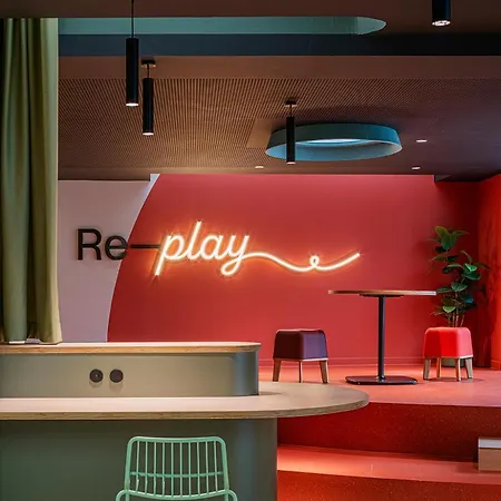 Colegio Mayor Resa La Concepcion بيت شباب فالنسيا